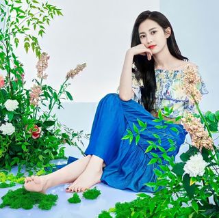 Yuqi Chen feet photo 13