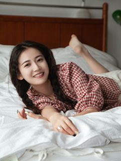 Yuqi Chen feet photo 2
