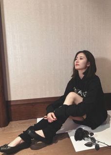 Yuqi Chen feet photo 14