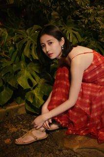 Yuqi Chen feet photo 3