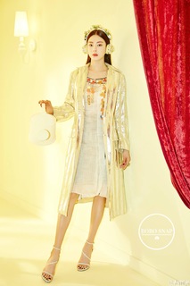 Yuqi Zhang feet photo 12