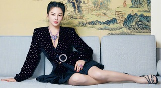 Yuqi Zhang feet photo 17