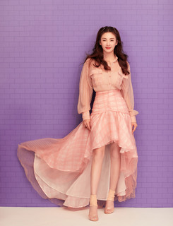 Yuqi Zhang feet photo 16