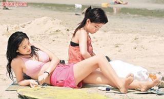 Yuqi Zhang feet photo 8