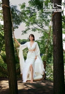 Yuqi Zhang feet photo 5