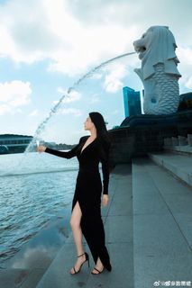 Yuqi Zhang feet photo 2