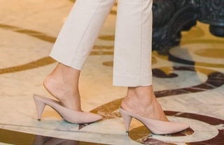 Yureni Noshika feet photo 17