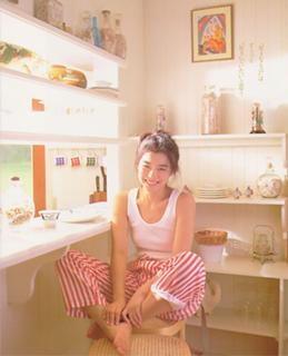 Yuriko Ishida feet photo 1