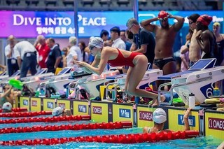 Yusra Mardini feet photo 16