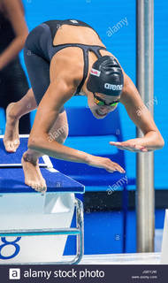 Yusra Mardini feet photo 15