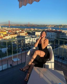 Yusra Mardini feet photo 4