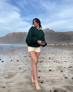 Yusra Mardini feet photo 7