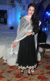 Yuvika Chaudhry feet photo 1