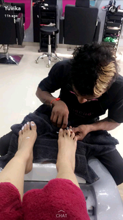Yuvika Chaudhry feet photo 20