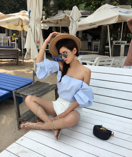 Yuxi Zhang feet photo 3