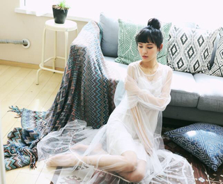 Yuxi Zhang feet photo 13
