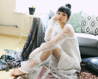 Yuxi Zhang feet photo 12