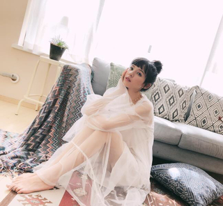 Yuxi Zhang feet photo 10