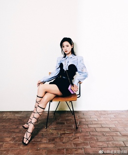 Yuxi Zhang feet photo 16
