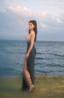 Yuxi Zhang feet photo 9