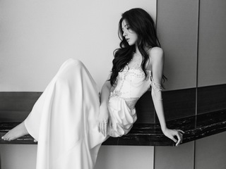 Yuxi Zhang feet photo 16