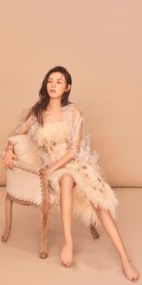 Yuxi Zhang feet photo 3