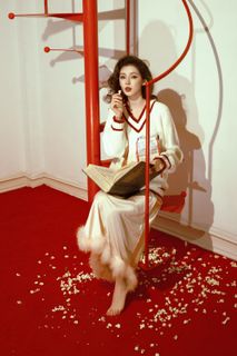 Yuxi Zhang feet photo 11