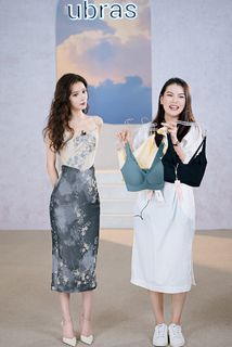 Yuxi Zhang feet photo 4