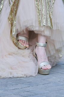 Yuxi Zhang feet photo 2
