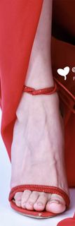 Yuxi Zhang feet photo 10