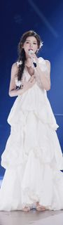 Yuxi Zhang feet photo 10