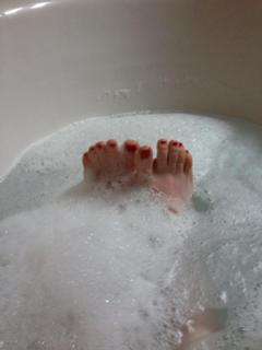 Yvette Fielding feet photo 8
