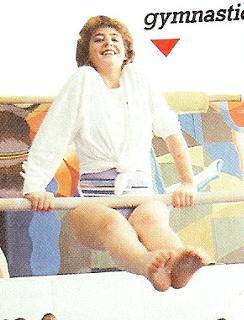 Yvette Fielding feet photo 9