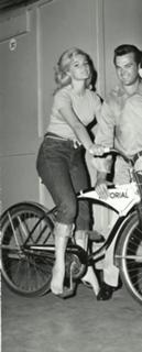 Yvette Mimieux feet photo thumbnail