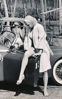 Yvette Mimieux feet photo thumbnail