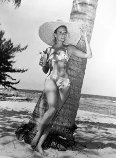 Yvette Mimieux feet photo thumbnail