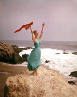 Yvette Mimieux feet photo thumbnail