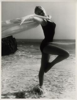 Yvette Mimieux feet photo thumbnail