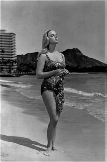 Yvette Mimieux feet photo thumbnail