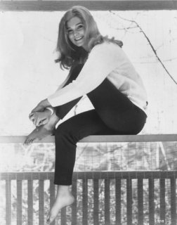 Yvette Mimieux feet photo thumbnail