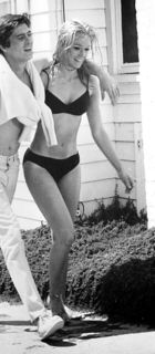 Yvette Mimieux feet photo thumbnail