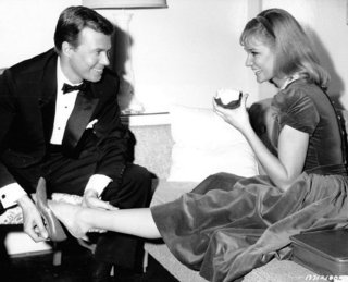 Yvette Mimieux feet photo thumbnail
