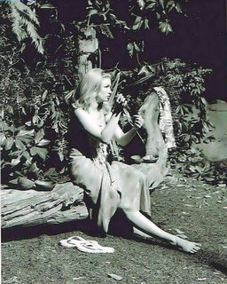 Yvette Mimieux feet photo thumbnail