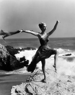 Yvette Mimieux feet photo thumbnail
