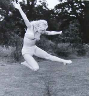 Yvette Mimieux feet photo thumbnail