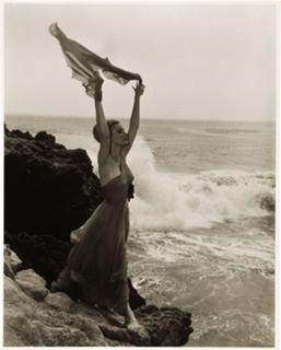 Yvette Mimieux feet photo thumbnail