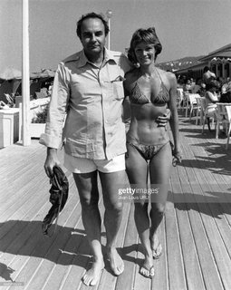 Yvette Mimieux feet photo thumbnail