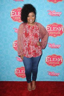 Yvette Nicole Brown feet photo 8