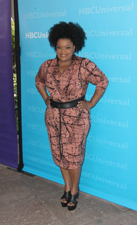 Yvette Nicole Brown feet photo 5