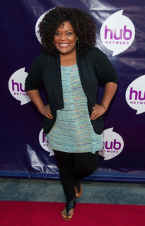 Yvette Nicole Brown feet photo 14